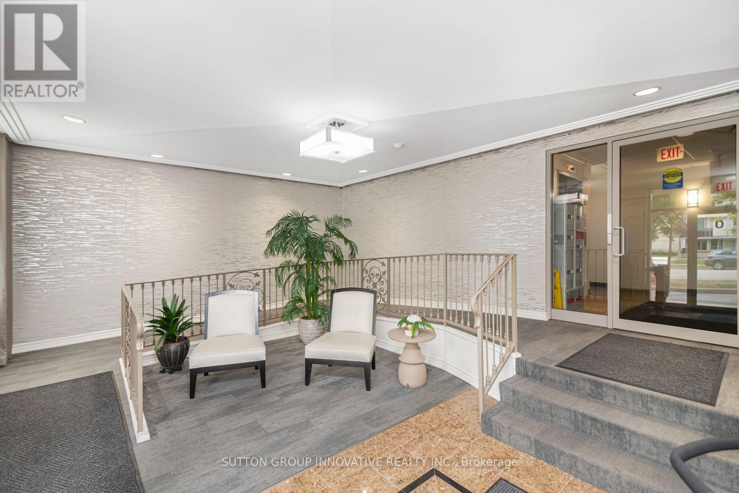 303 - 908 Mohawk Road E, Hamilton, Ontario  L8T 2R8 - Photo 3 - X13825032