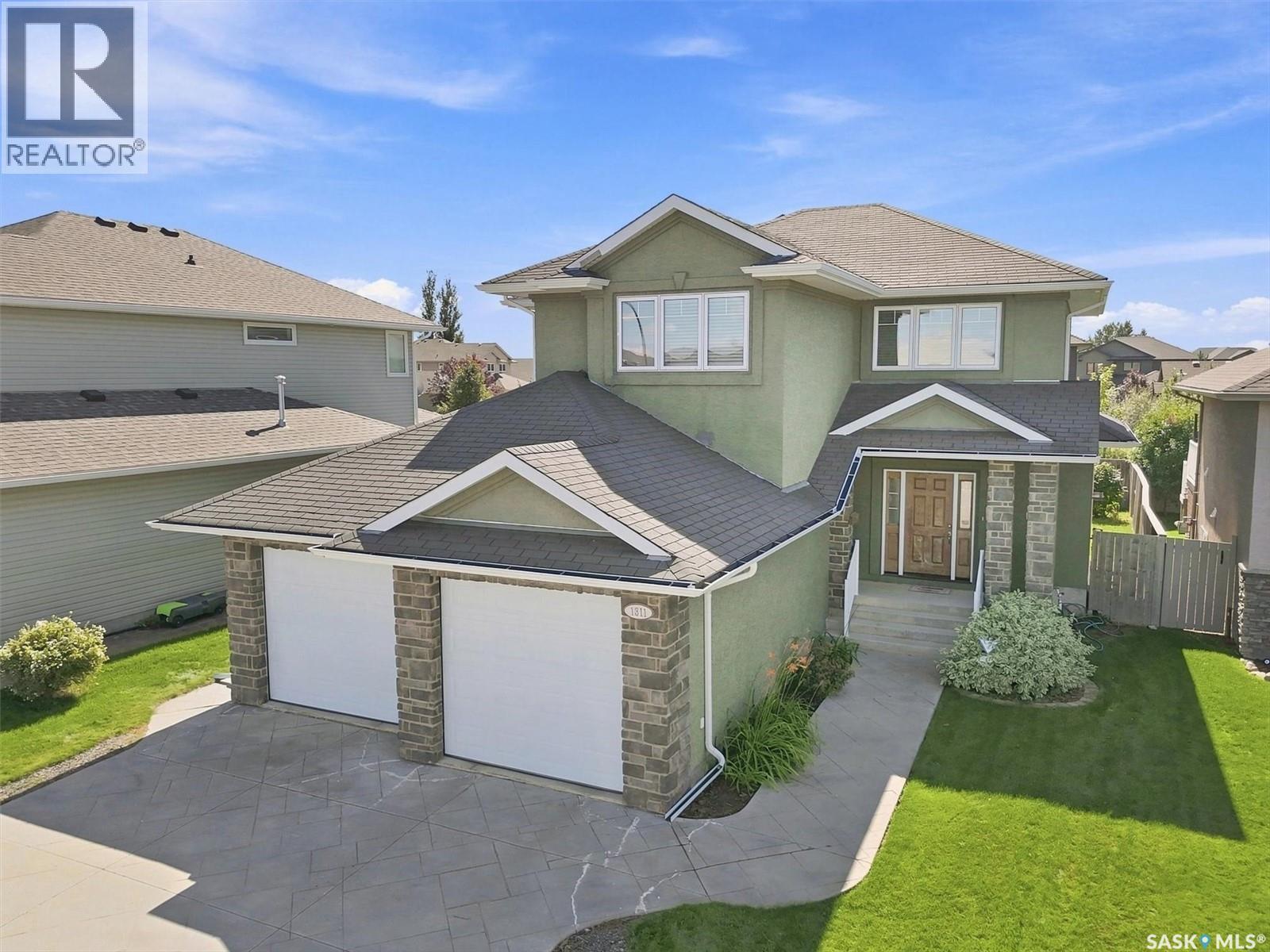 1311 Shepherd CRESCENT photo 1