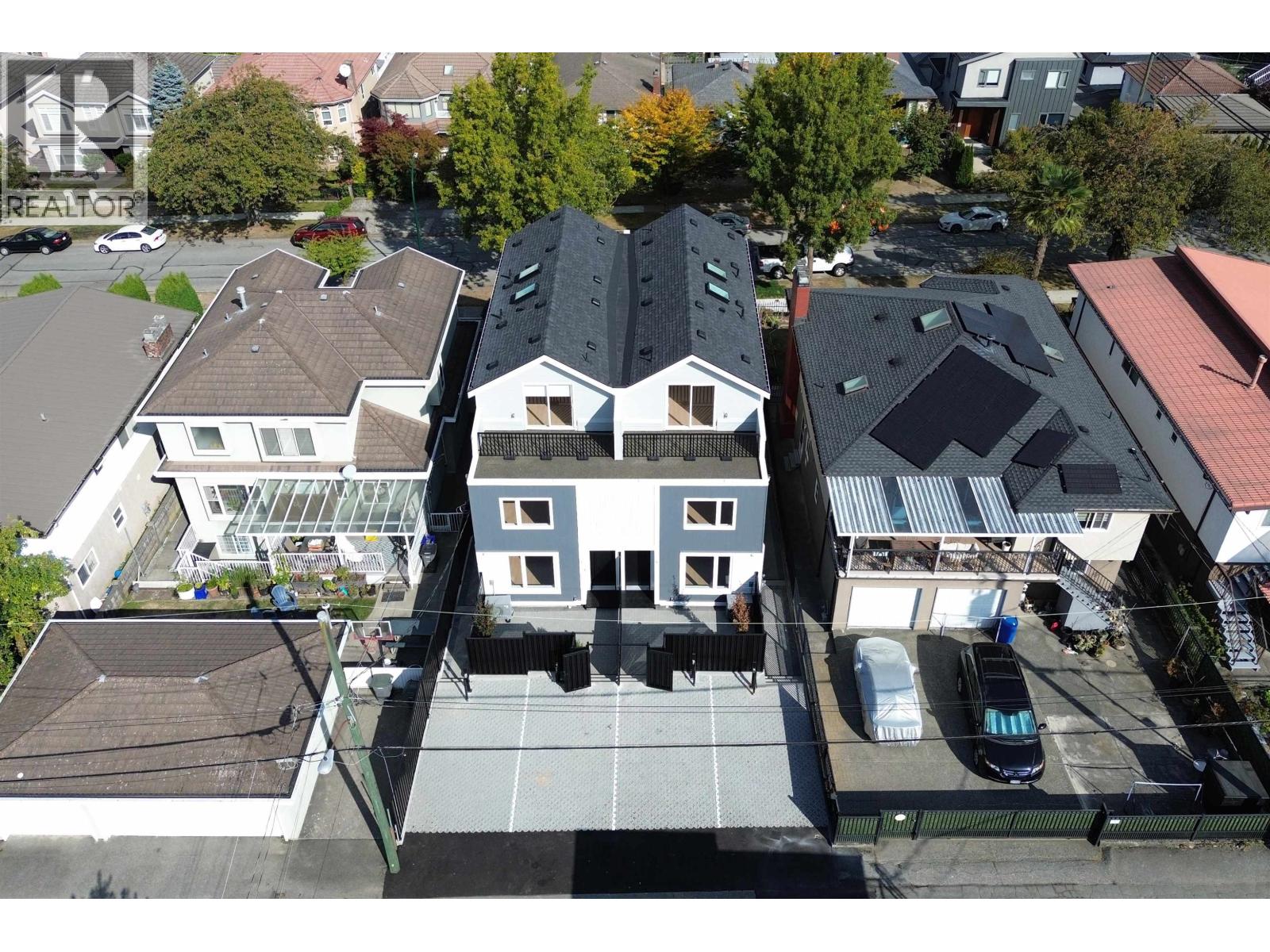 2 3268 E 18 Avenue, Vancouver, British Columbia  V5M 2R7 - Photo 36 - R3166224