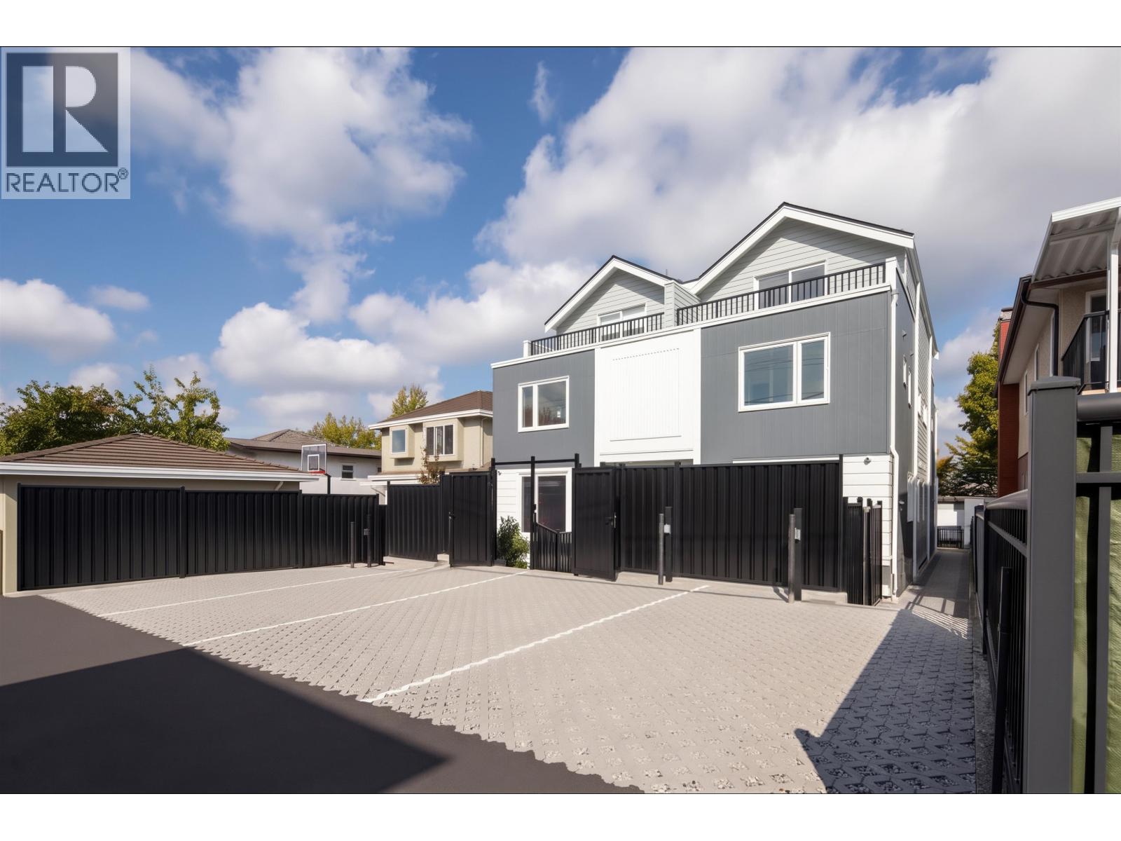 2 3268 E 18 Avenue, Vancouver, British Columbia  V5M 2R7 - Photo 37 - R3166224
