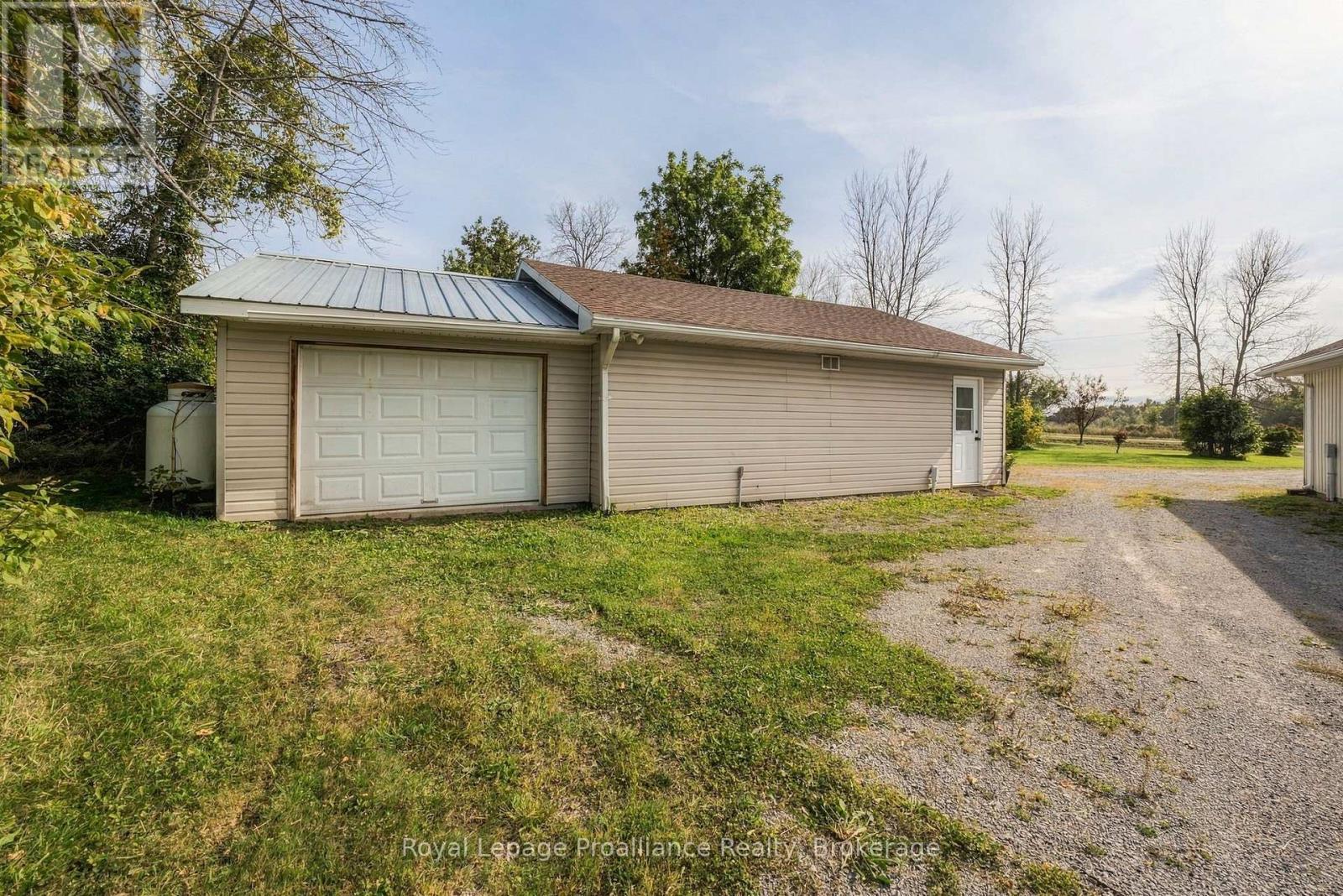 16 Bonisteel Road, Quinte West, Ontario  K8P 5V8 - Photo 45 - X13825128