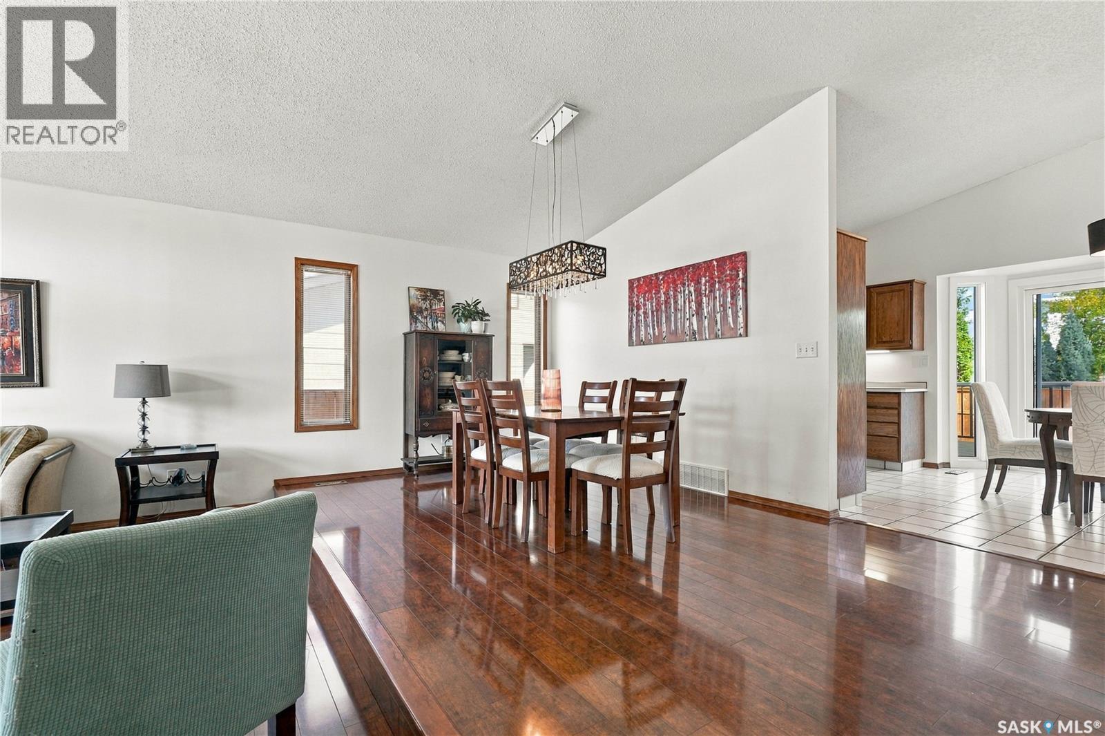 110 Trotchie Crescent, Saskatoon, Saskatchewan  S7K 7V8 - Photo 9 - SK049454