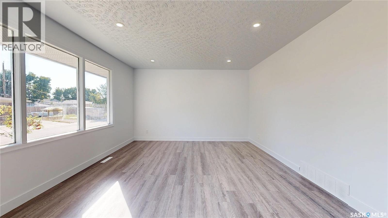 1020 9th Avenue E, Regina, Saskatchewan  S4N 0H3 - Photo 9 - SK049284
