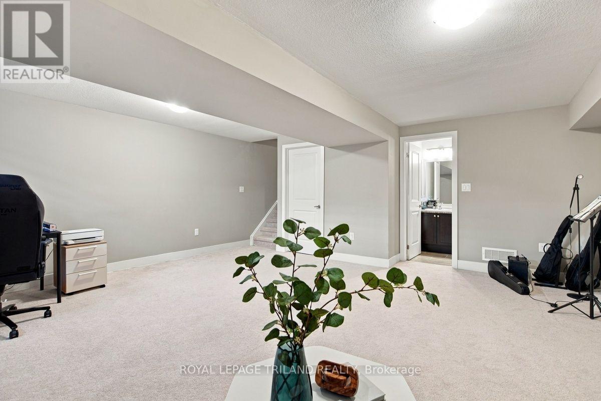 71 - 1960 Dalmagarry Road, London North, Ontario  N6G 0T8 - Photo 40 - X13825186