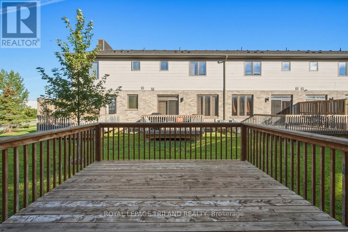 71 - 1960 Dalmagarry Road, London North, Ontario  N6G 0T8 - Photo 44 - X13825186
