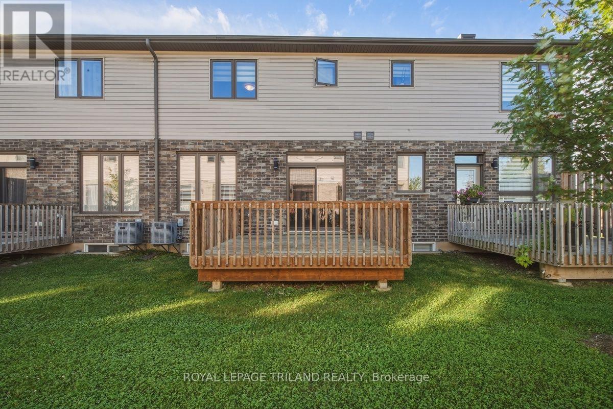 71 - 1960 Dalmagarry Road, London North, Ontario  N6G 0T8 - Photo 47 - X13825186