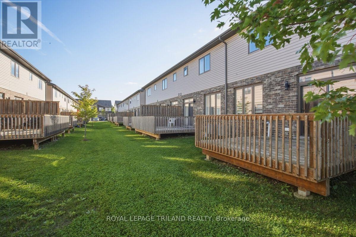 71 - 1960 Dalmagarry Road, London North, Ontario  N6G 0T8 - Photo 50 - X13825186