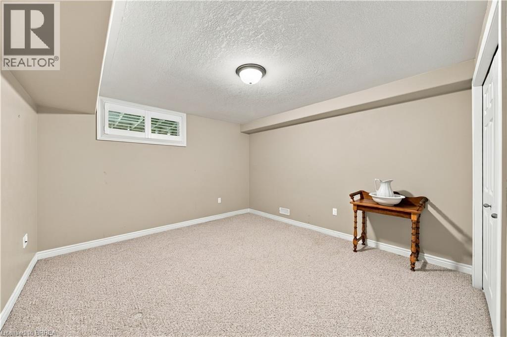 9 Schertzberg Lane Unit# 25, Brantford, Ontario  N3T 0C1 - Photo 27 - 40862419