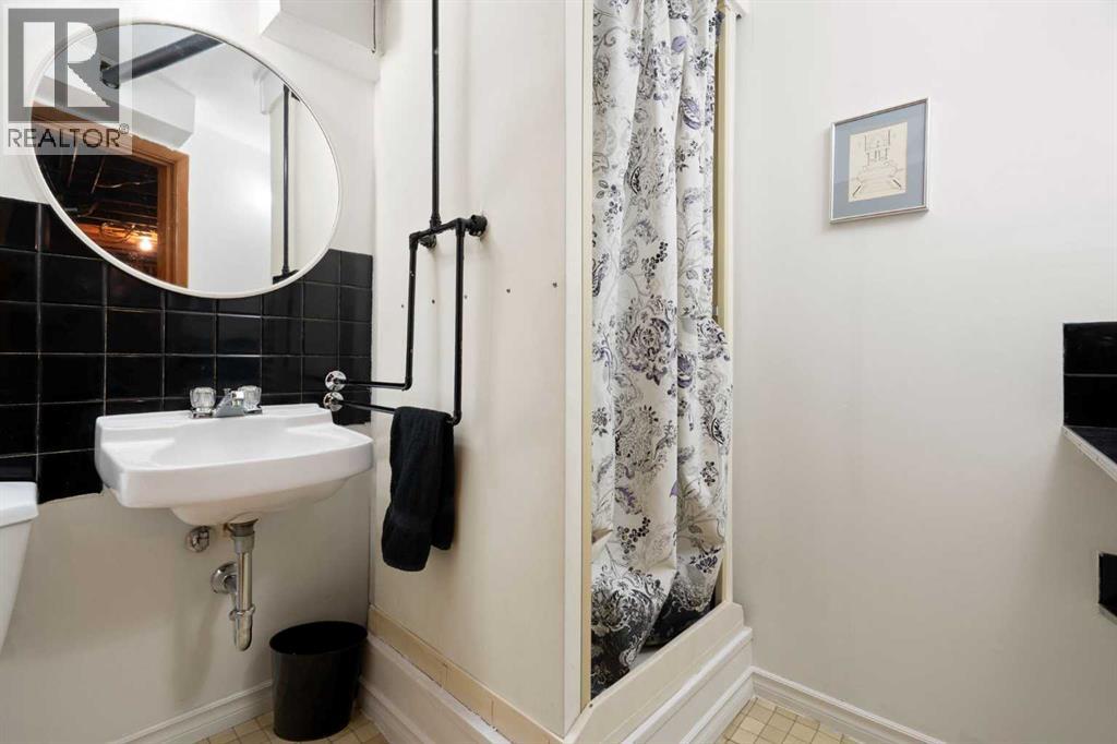 1 Kelwood Place SW, Calgary, Alberta  T3E 4A2 - Photo 33 - A2347165