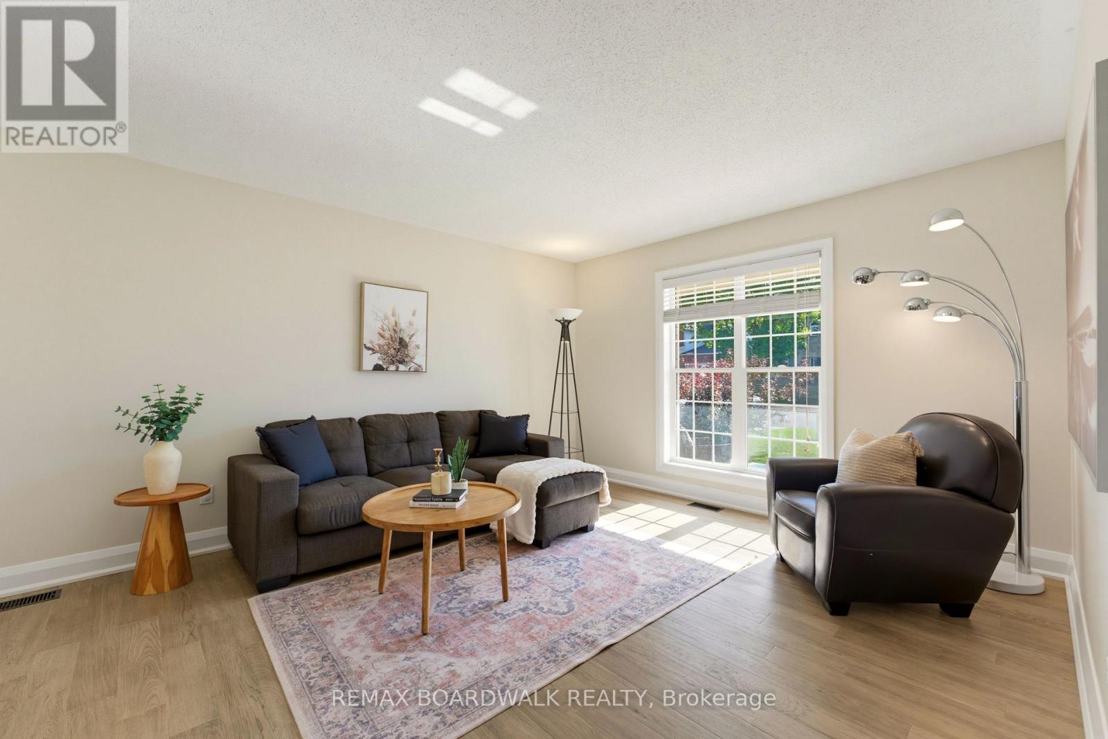 47 Mika Street, Ottawa, Ontario  K2S 1K6 - Photo 7 - X13825144
