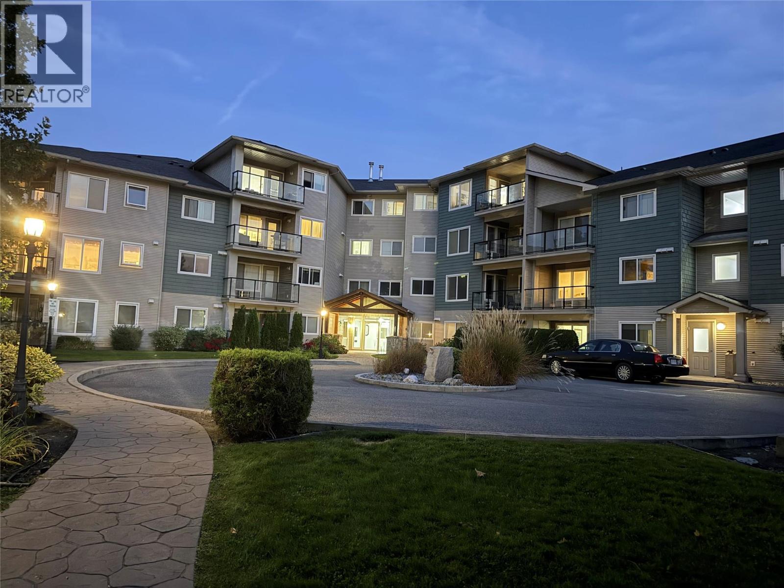 135 Ziprick Road Unit# 406, Kelowna, British Columbia
