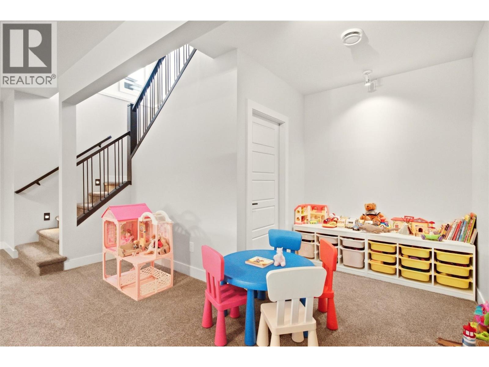 1675 Willow Crescent Unit# 3 Lot# 3, Kelowna, British Columbia  V1Y 4K4 - Photo 37 - 10401413