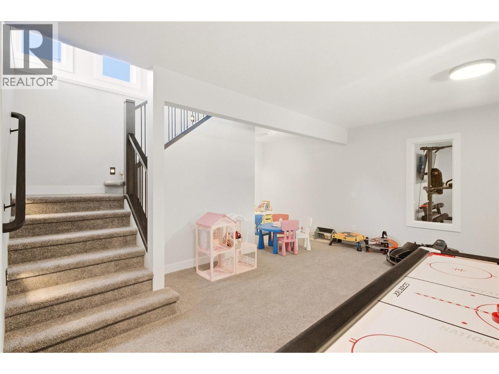 1675 Willow Crescent Unit# 3 Lot# 3, Kelowna, British Columbia  V1Y 4K4 - Photo 36 - 10401413