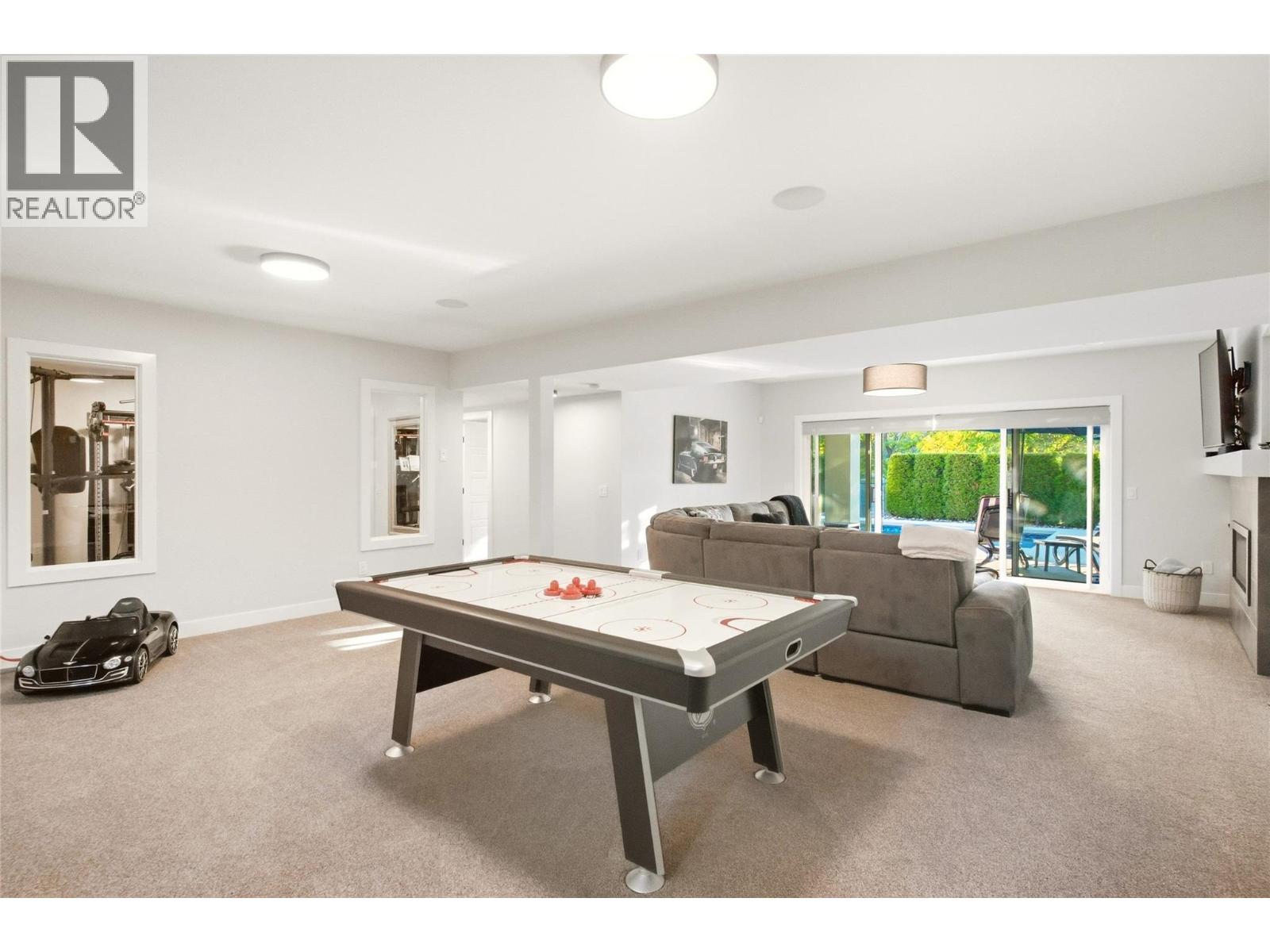 1675 Willow Crescent Unit# 3 Lot# 3, Kelowna, British Columbia  V1Y 4K4 - Photo 38 - 10401413
