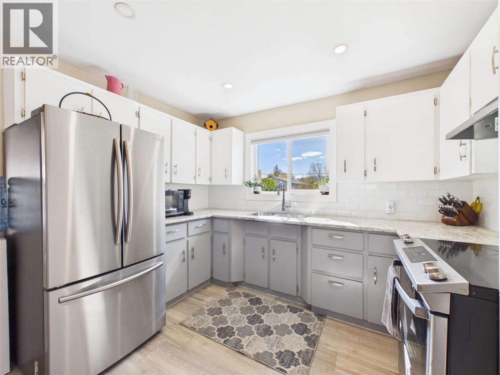 503 4th Street S, Cranbrook, British Columbia V1C 1H5 - Photo 7 - 10401822