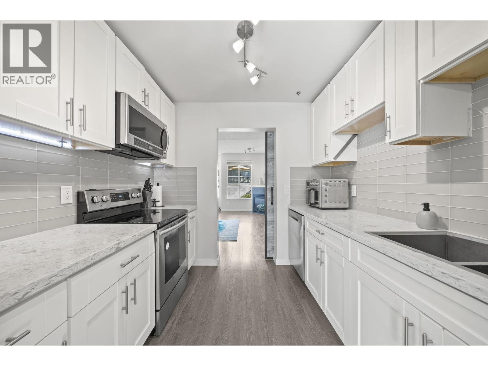 38 2723 E Kent Avenue North, Vancouver, British Columbia  V5S 3T9 - Photo 9 - R3169250