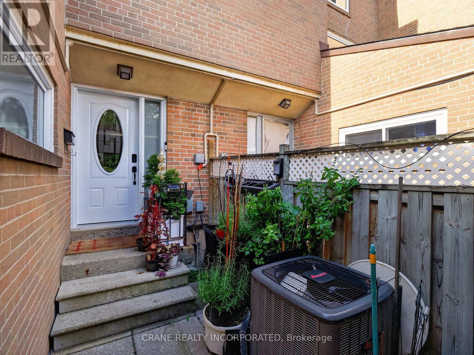 119 - 256 John Garland Boulevard, Toronto, Ontario  M9V 1N8 - Photo 4 - W13793900