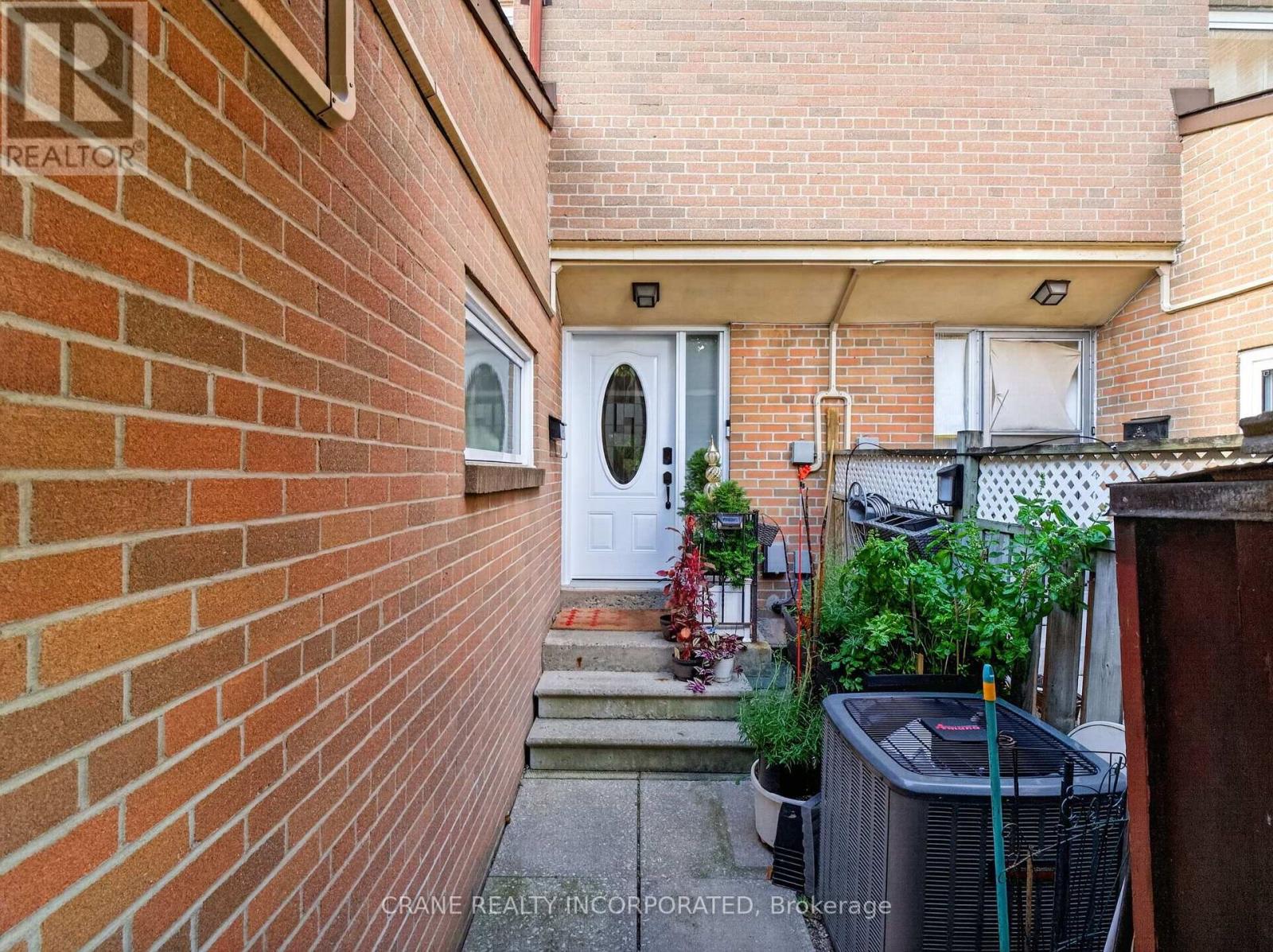 119 - 256 John Garland Boulevard, Toronto, Ontario  M9V 1N8 - Photo 5 - W13793900