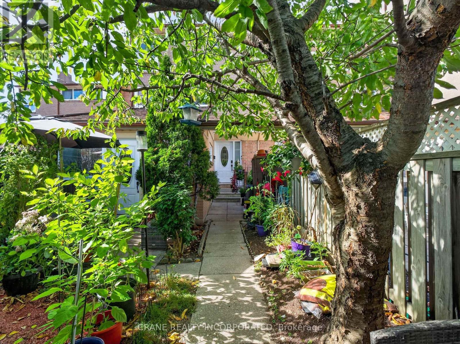 119 - 256 John Garland Boulevard, Toronto, Ontario  M9V 1N8 - Photo 6 - W13793900