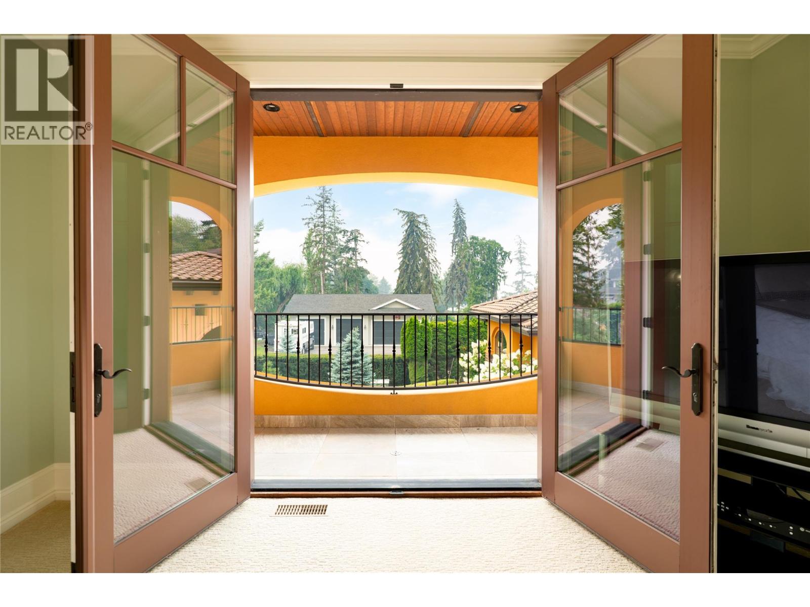 4388 Hobson Road, Kelowna, British Columbia  V1W 1Y3 - Photo 43 - 10399649