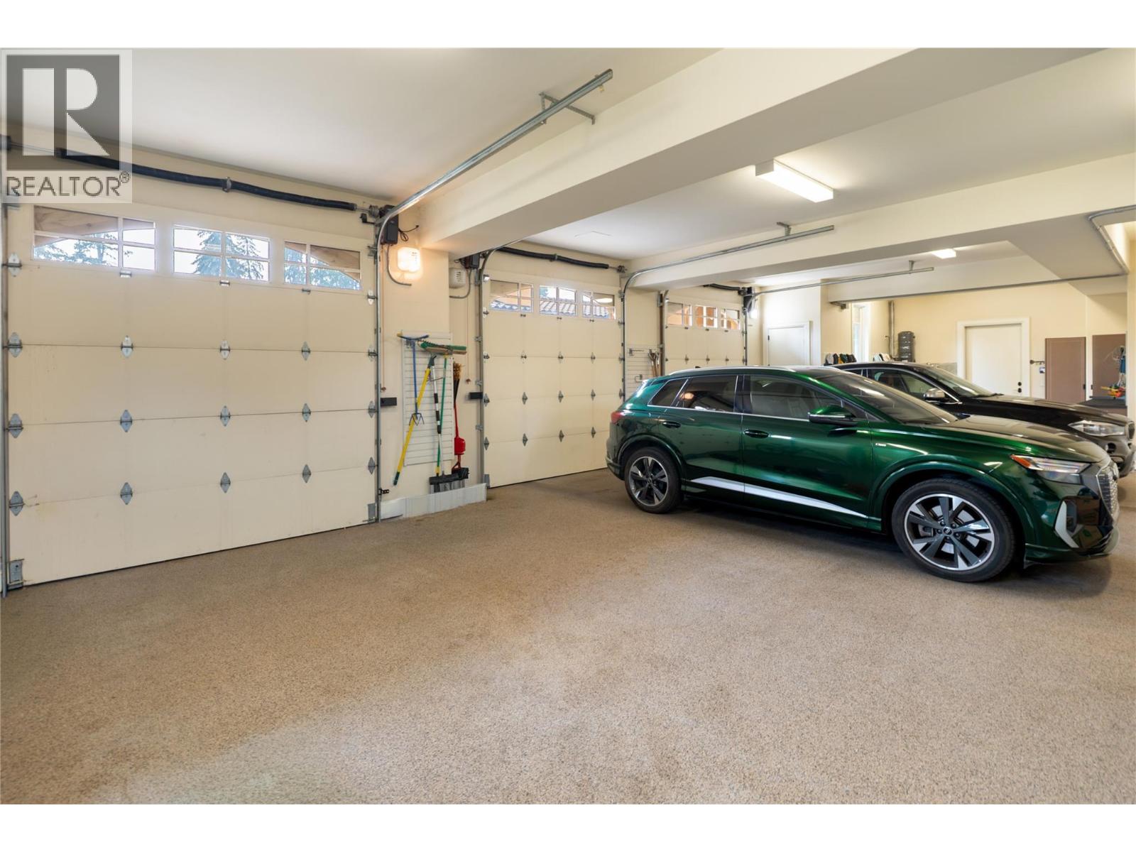 4388 Hobson Road, Kelowna, British Columbia  V1W 1Y3 - Photo 47 - 10399649