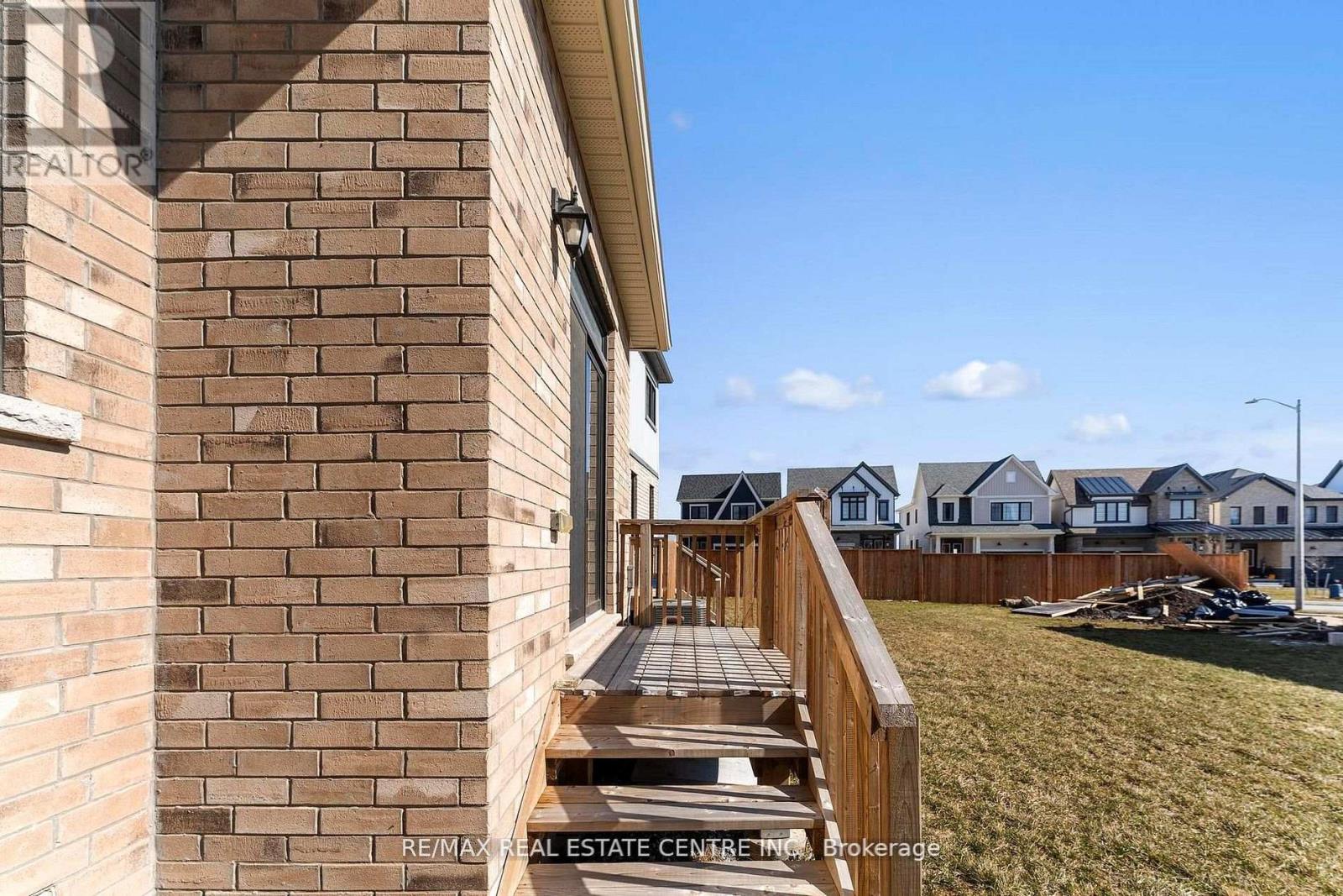 17 Downriver Drive, Welland, Ontario  L3B 0M5 - Photo 41 - X13825010