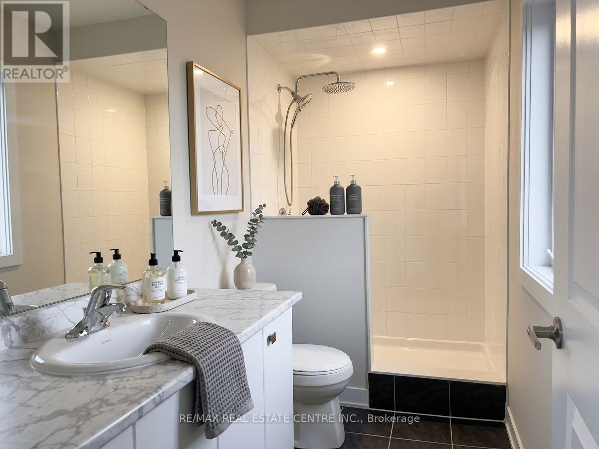 17 Downriver Drive, Welland, Ontario  L3B 0M5 - Photo 6 - X13825010