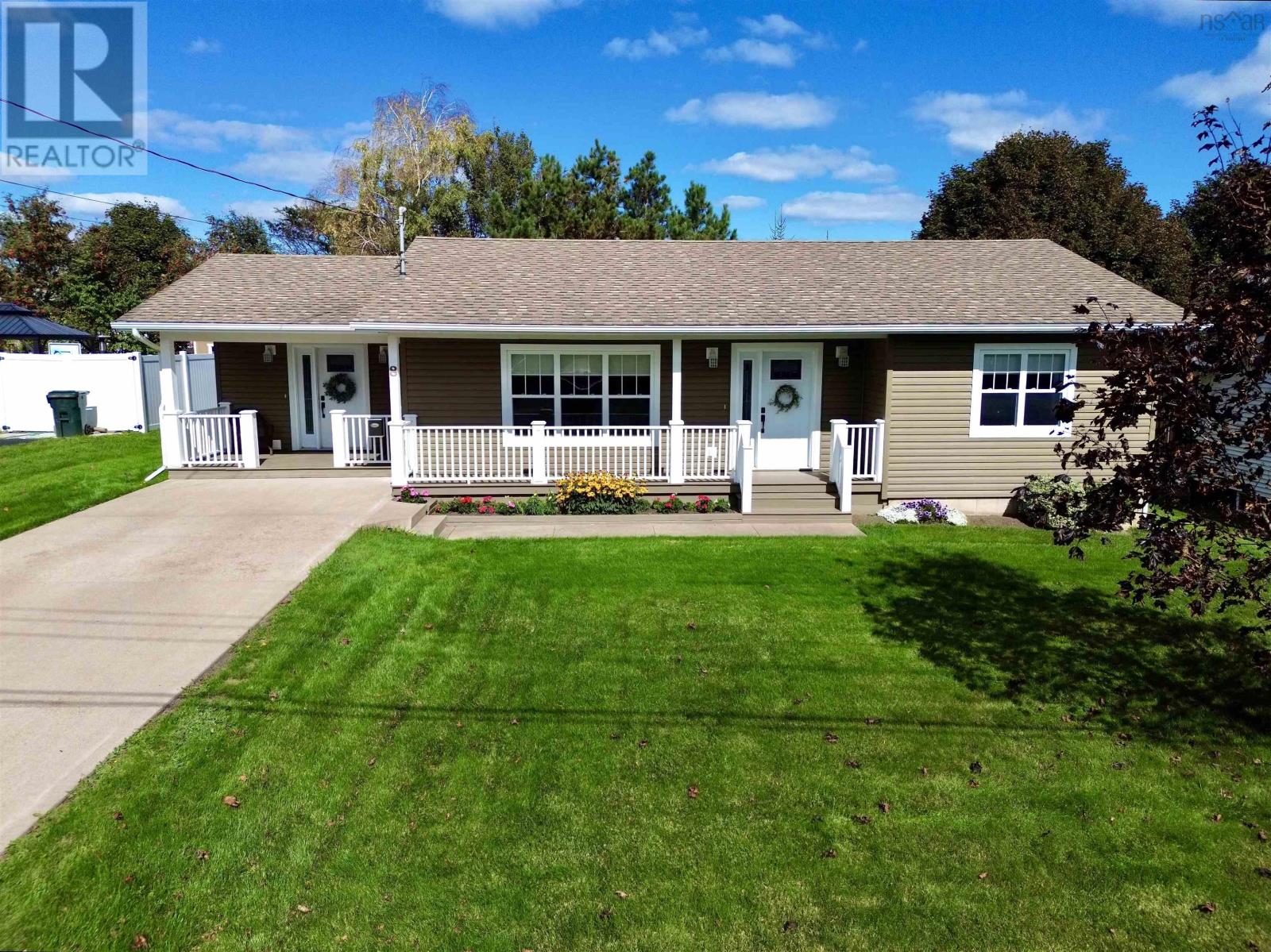 8 Fletcher Drive, Amherst, Nova Scotia  B4H 4M4 - Photo 1 - 202624228