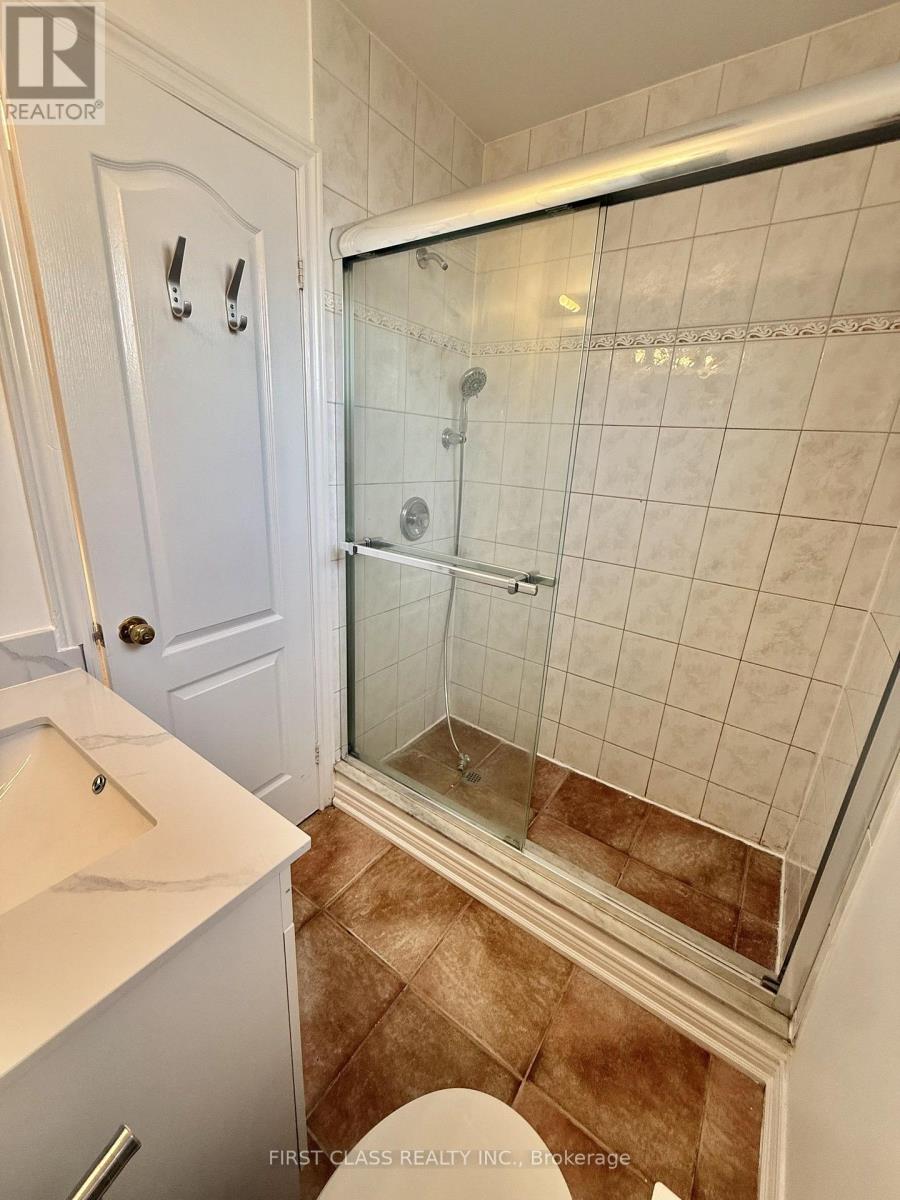 32d Oxford Street, Toronto, Ontario M5T 1N9 - Photo 24 - C13825116