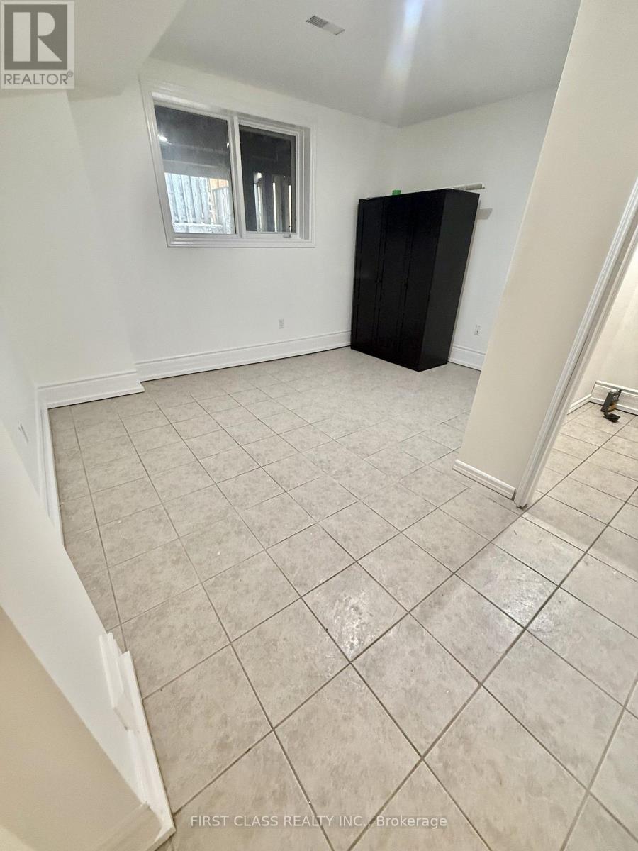 32d Oxford Street, Toronto, Ontario M5T 1N9 - Photo 25 - C13825116