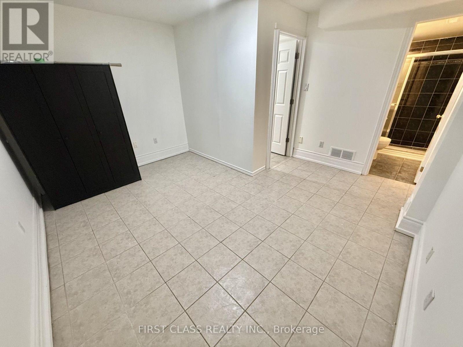 32d Oxford Street, Toronto, Ontario M5T 1N9 - Photo 26 - C13825116
