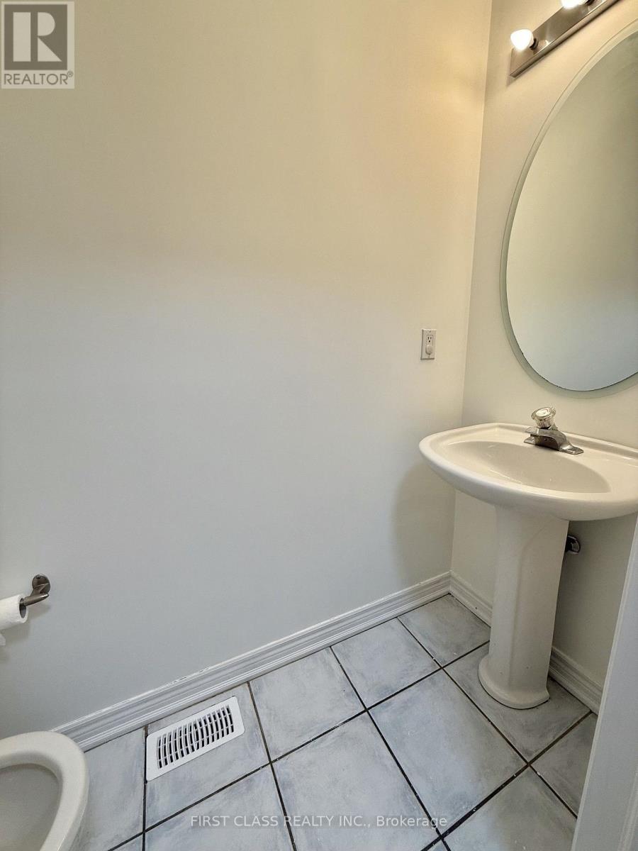 32d Oxford Street, Toronto, Ontario M5T 1N9 - Photo 7 - C13825116