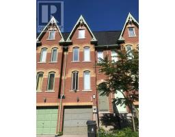 32D OXFORD STREET, Toronto, Ontario