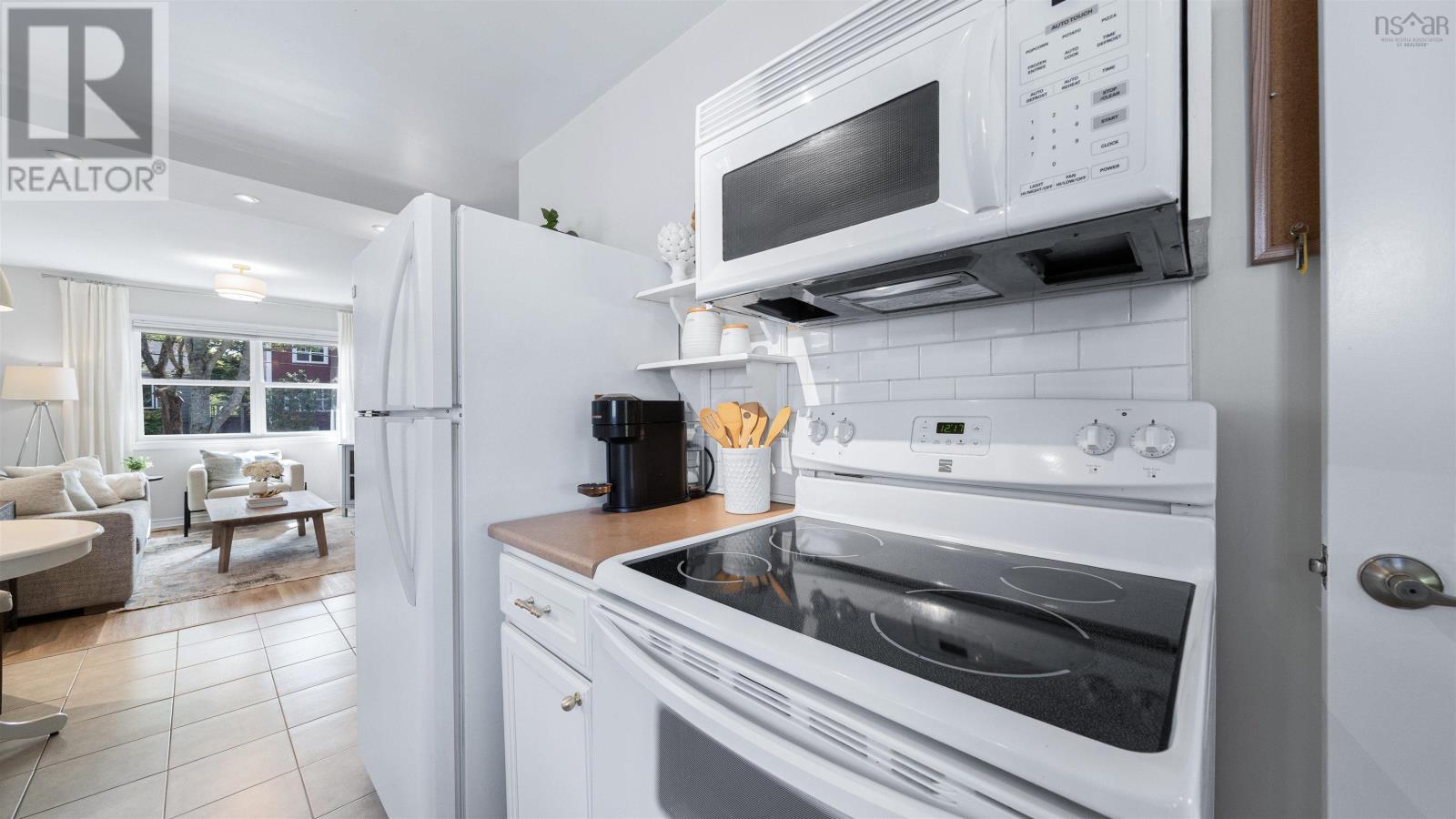 6467 Almon Street, Halifax, Nova Scotia  B3L 1V6 - Photo 13 - 202624278