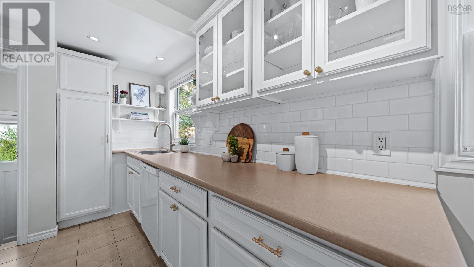 6467 Almon Street, Halifax, Nova Scotia  B3L 1V6 - Photo 10 - 202624278
