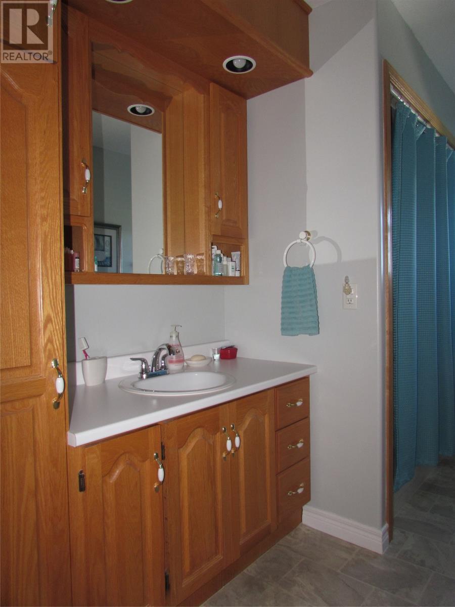 20 Winsor Street, Corner Brook — photo 12