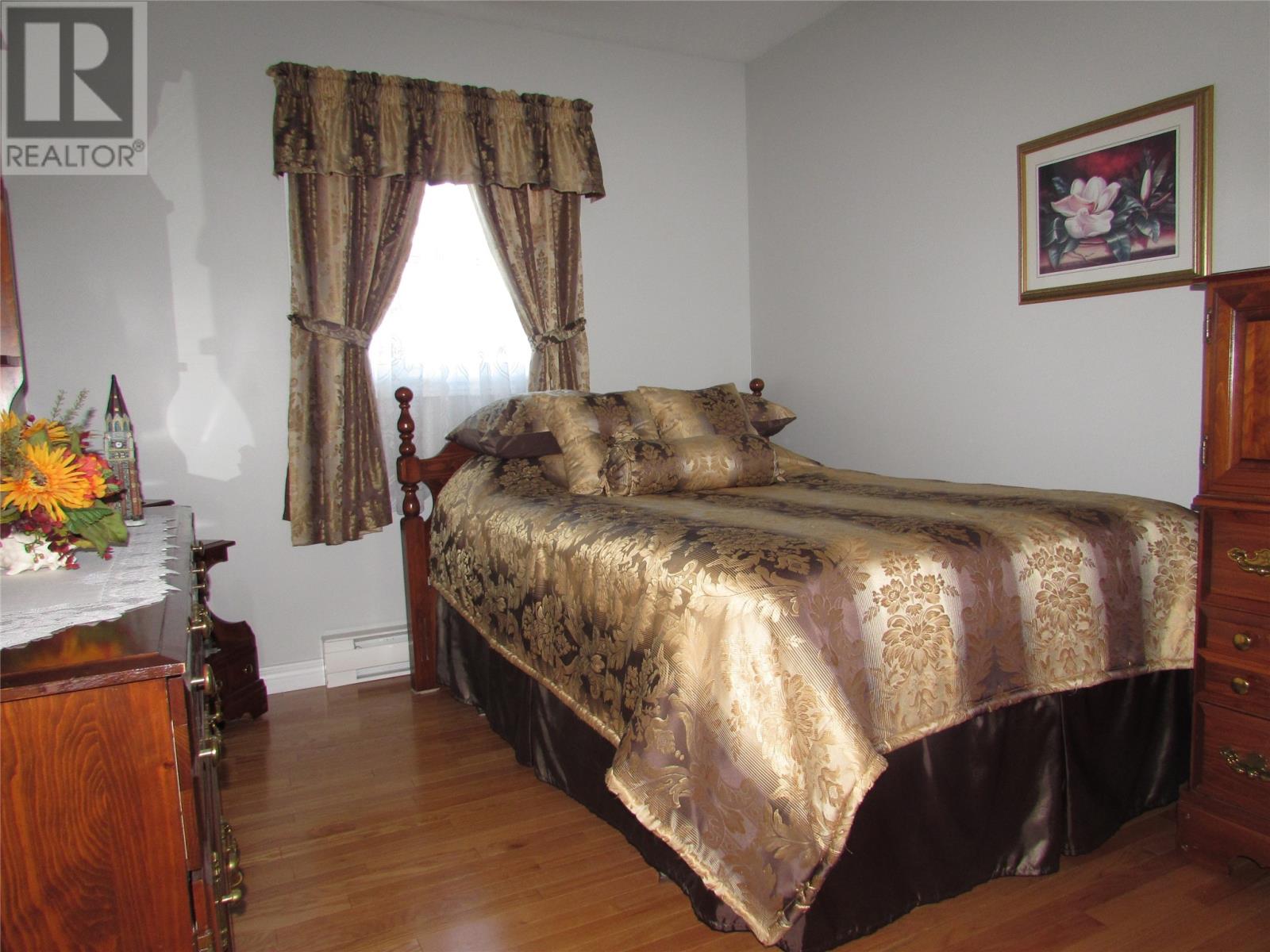 20 Winsor Street, Corner Brook — photo 9
