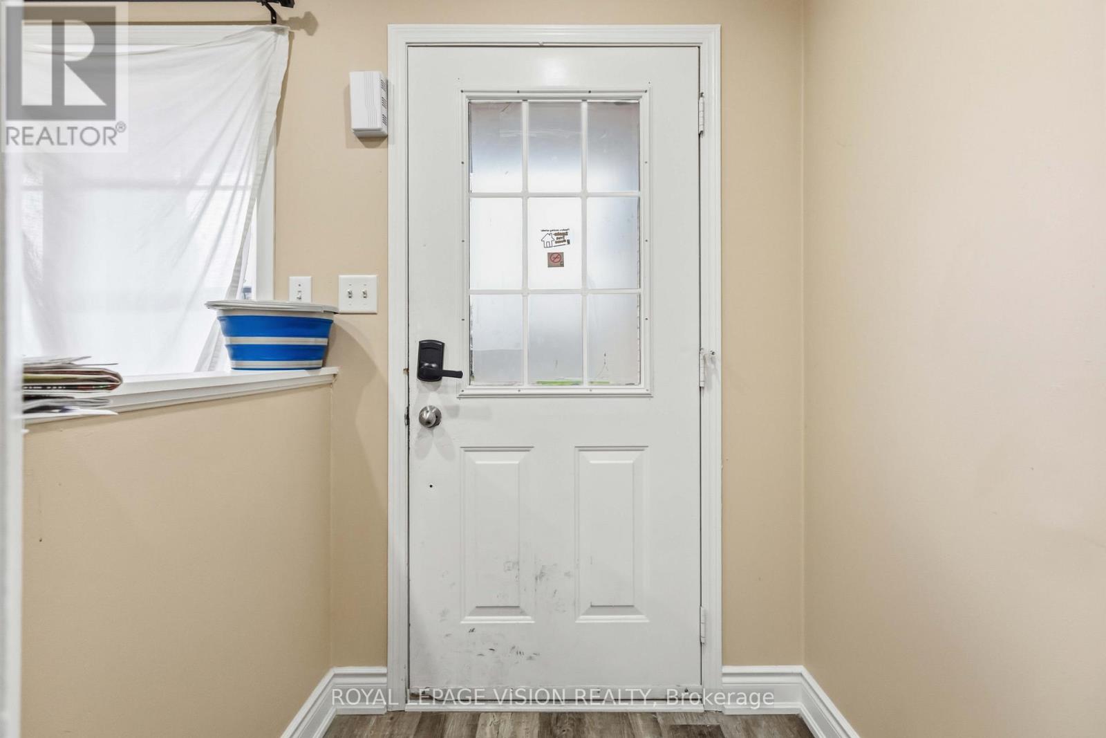 1815 Dalhousie Crescent, Oshawa, Ontario  L1G 8C5 - Photo 3 - E13825104