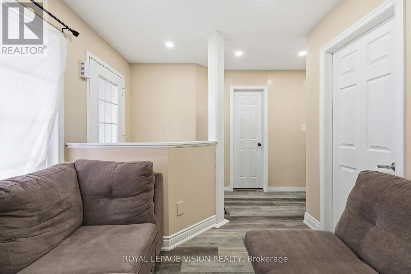 1815 Dalhousie Crescent, Oshawa, Ontario  L1G 8C5 - Photo 5 - E13825104