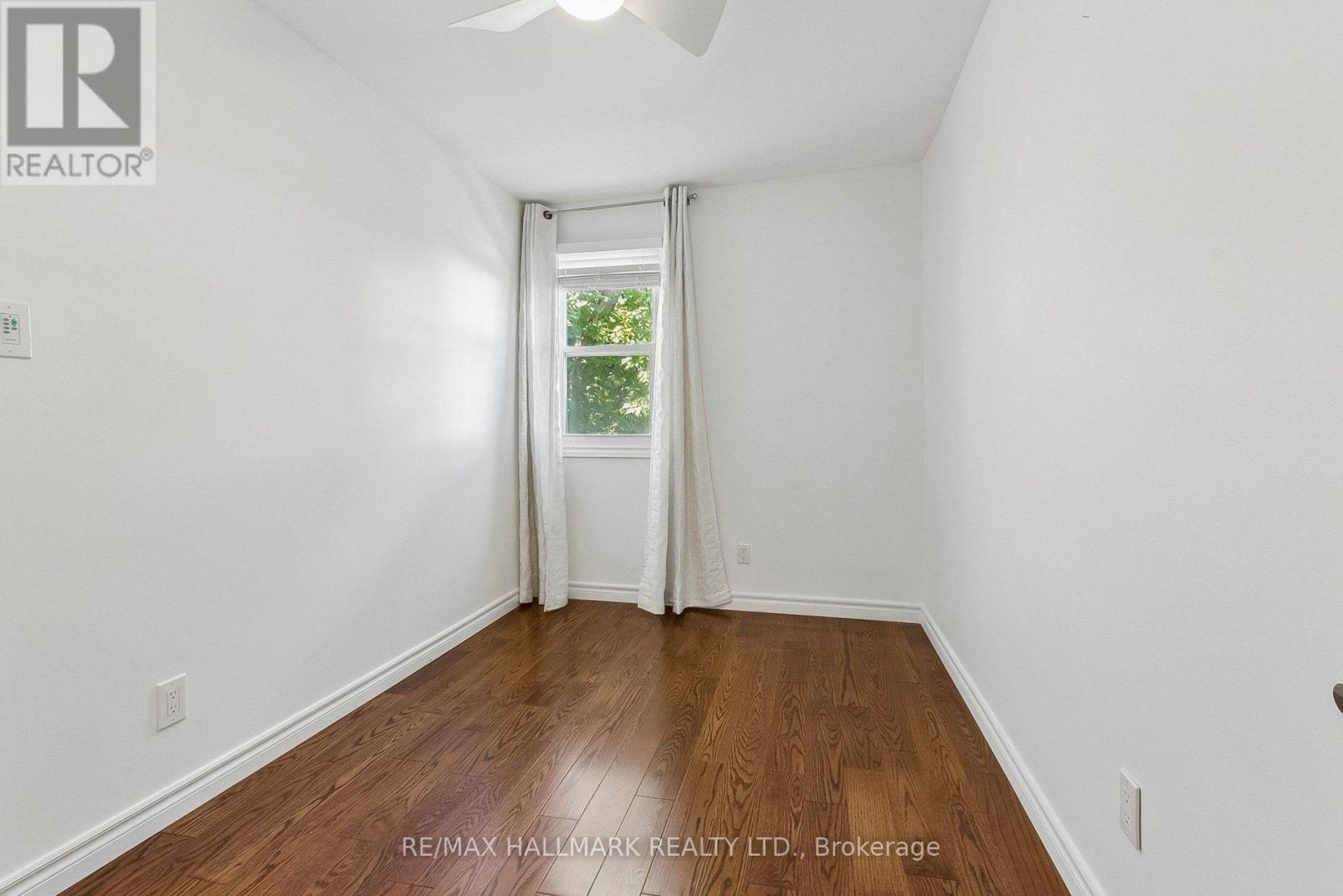 82 Rushbrooke Avenue, Toronto, Ontario  M4M 3A9 - Photo 16 - E13825192