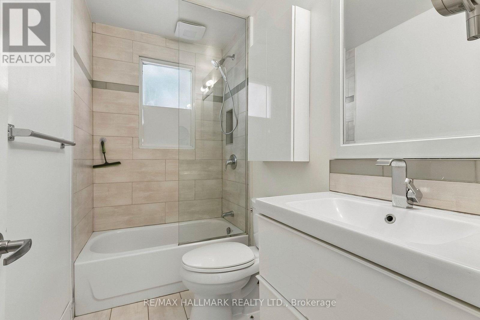 82 Rushbrooke Avenue, Toronto, Ontario  M4M 3A9 - Photo 17 - E13825192