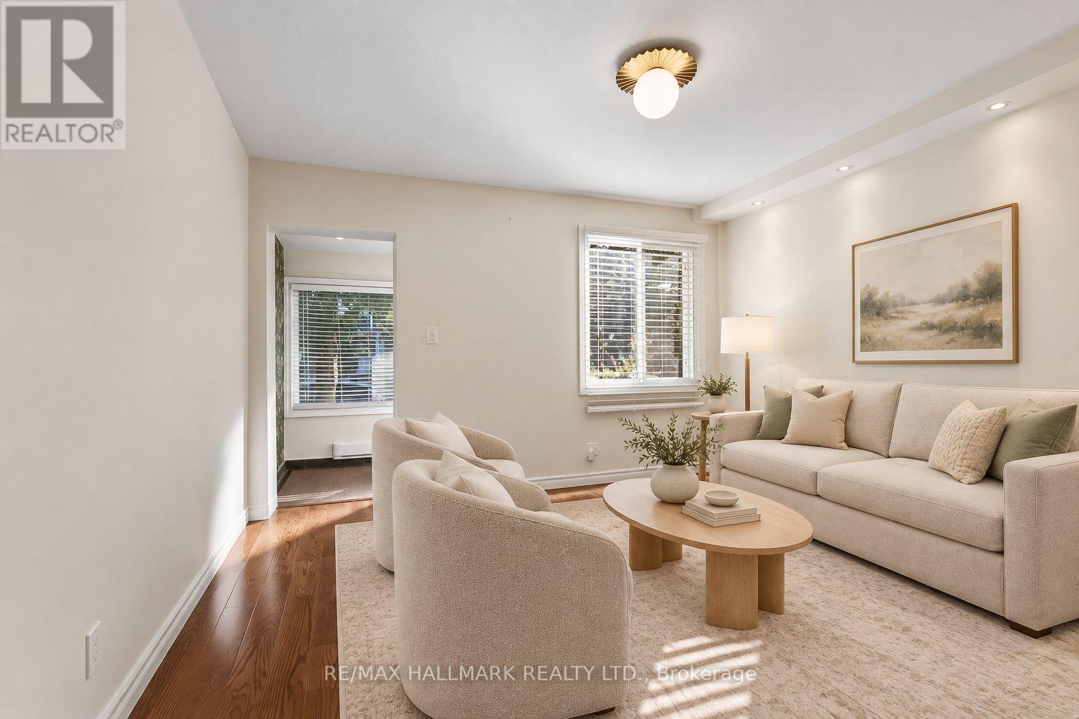 82 Rushbrooke Avenue, Toronto, Ontario  M4M 3A9 - Photo 3 - E13825192