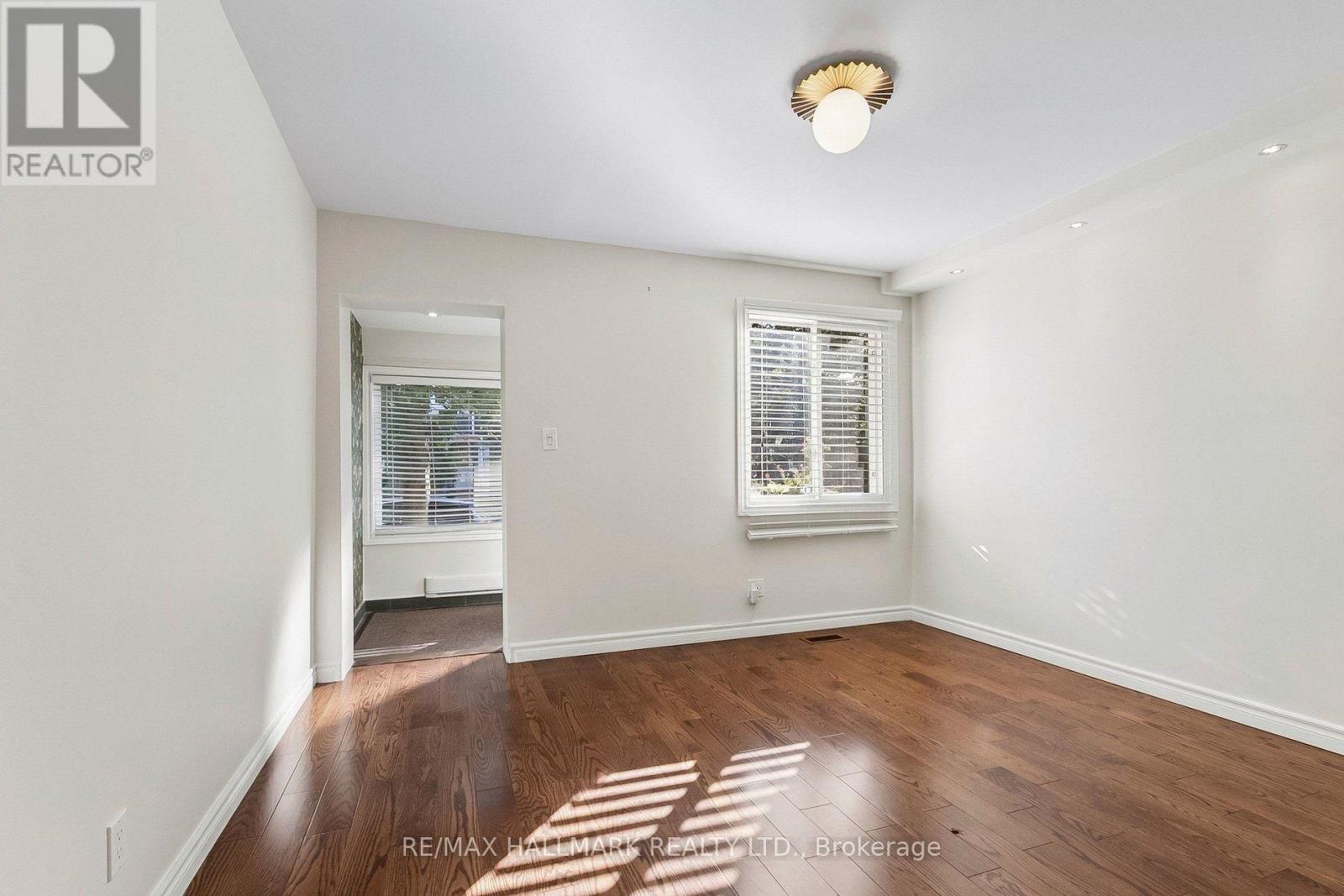 82 Rushbrooke Avenue, Toronto, Ontario  M4M 3A9 - Photo 4 - E13825192