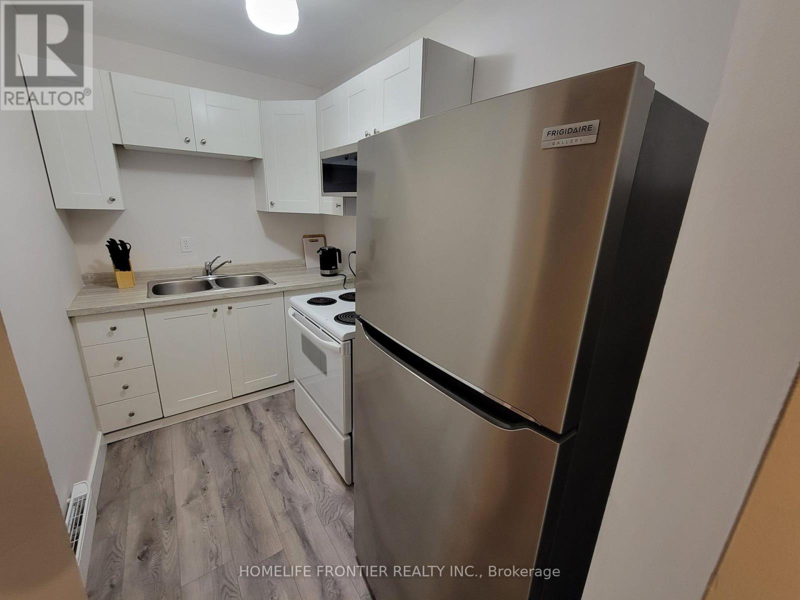 4 - 1015 Arnold Street, Innisfil, Ontario  L0L 1C0 - Photo 13 - N13825152