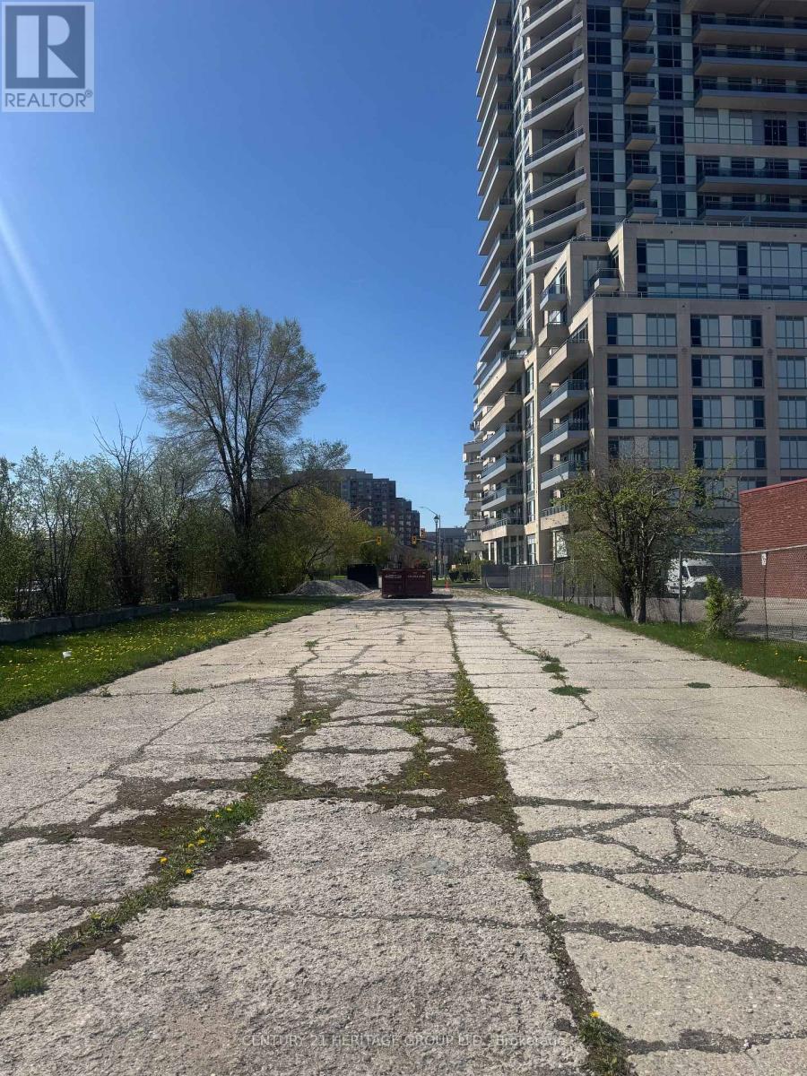 Pin#031092447 - 0 16th Avenue, Richmond Hill, Ontario  L4C 9T3 - Photo 2 - N13825158