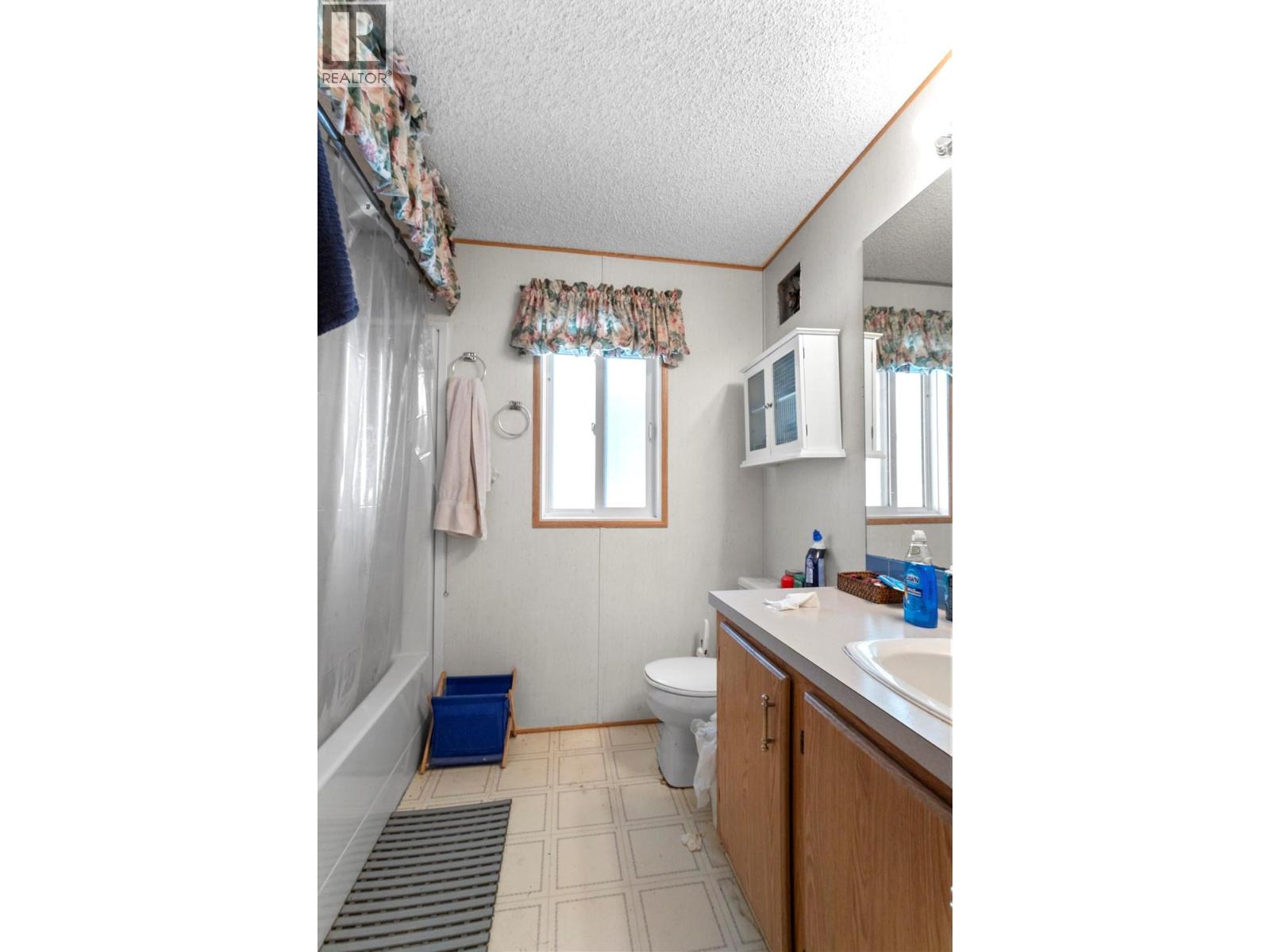 1438 Lepitzki Road, Arrow Creek, British Columbia V0B 1G9 - Photo 16 - 10401636