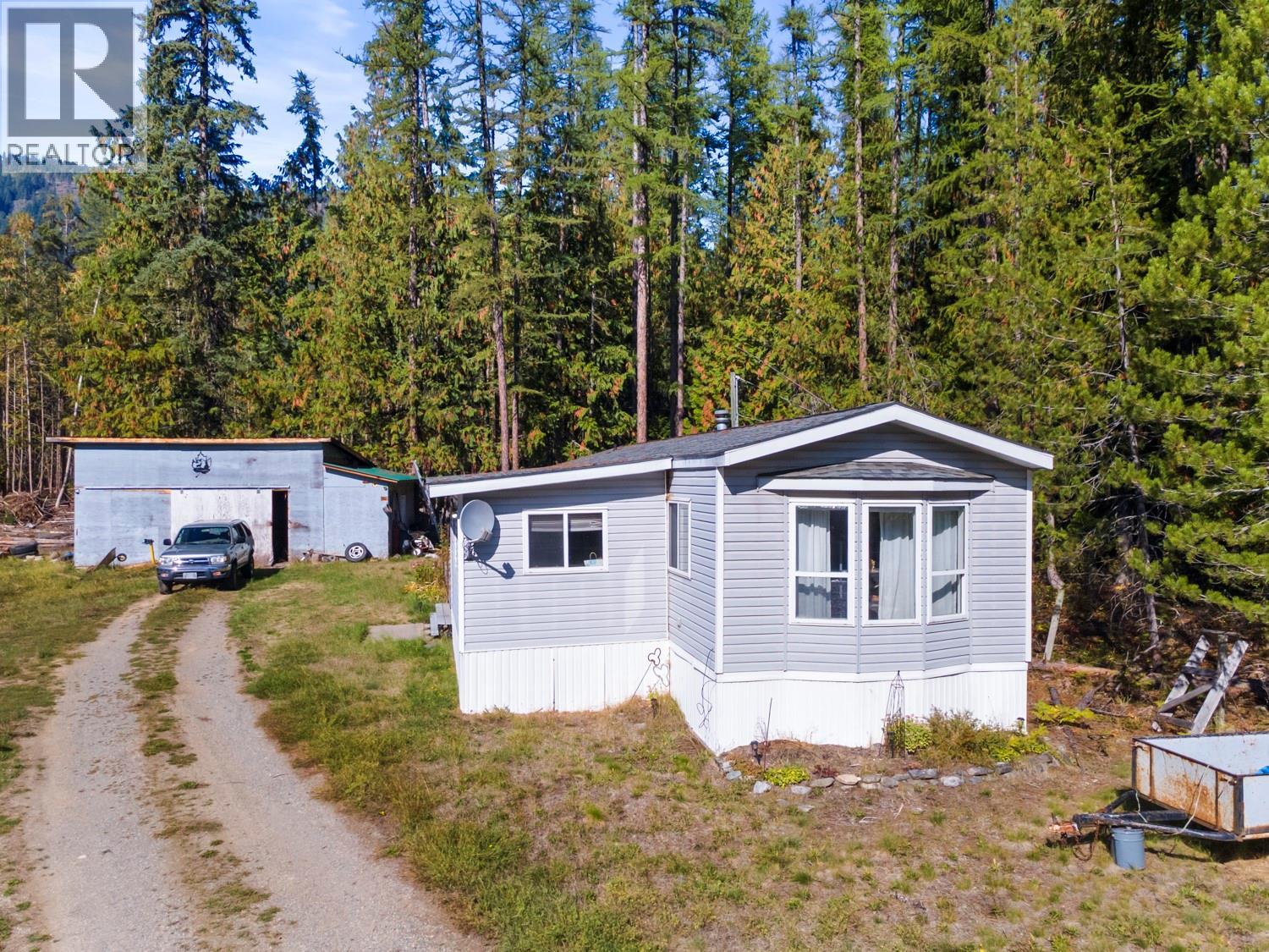 1438 Lepitzki Road, Arrow Creek, British Columbia V0B 1G9 - Photo 1 - 10401636
