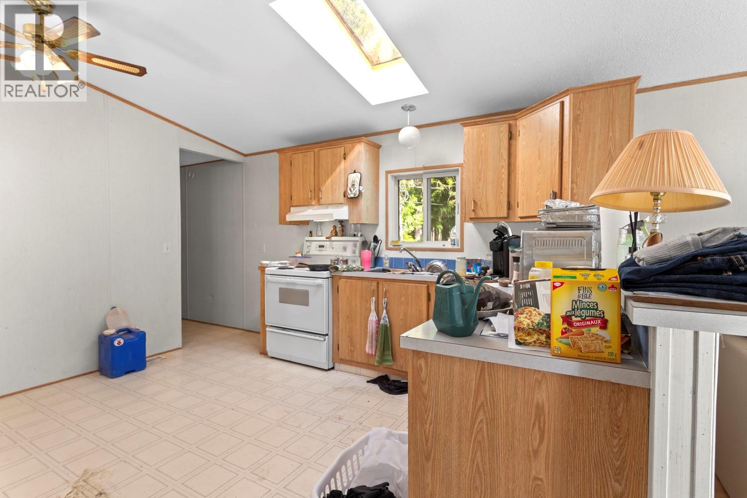 1438 Lepitzki Road, Arrow Creek, British Columbia V0B 1G9 - Photo 13 - 10401636