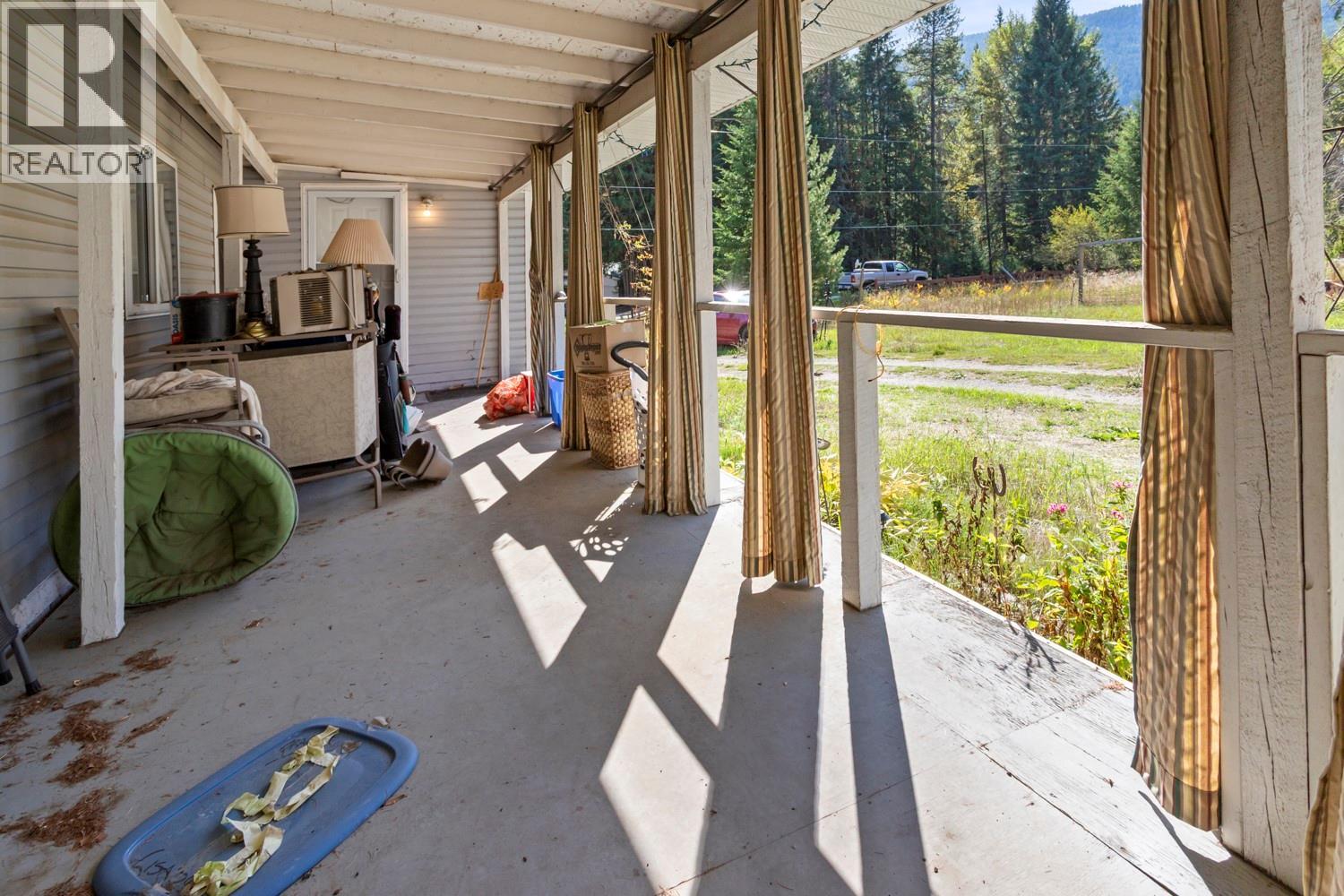 1438 Lepitzki Road, Arrow Creek, British Columbia V0B 1G9 - Photo 6 - 10401636
