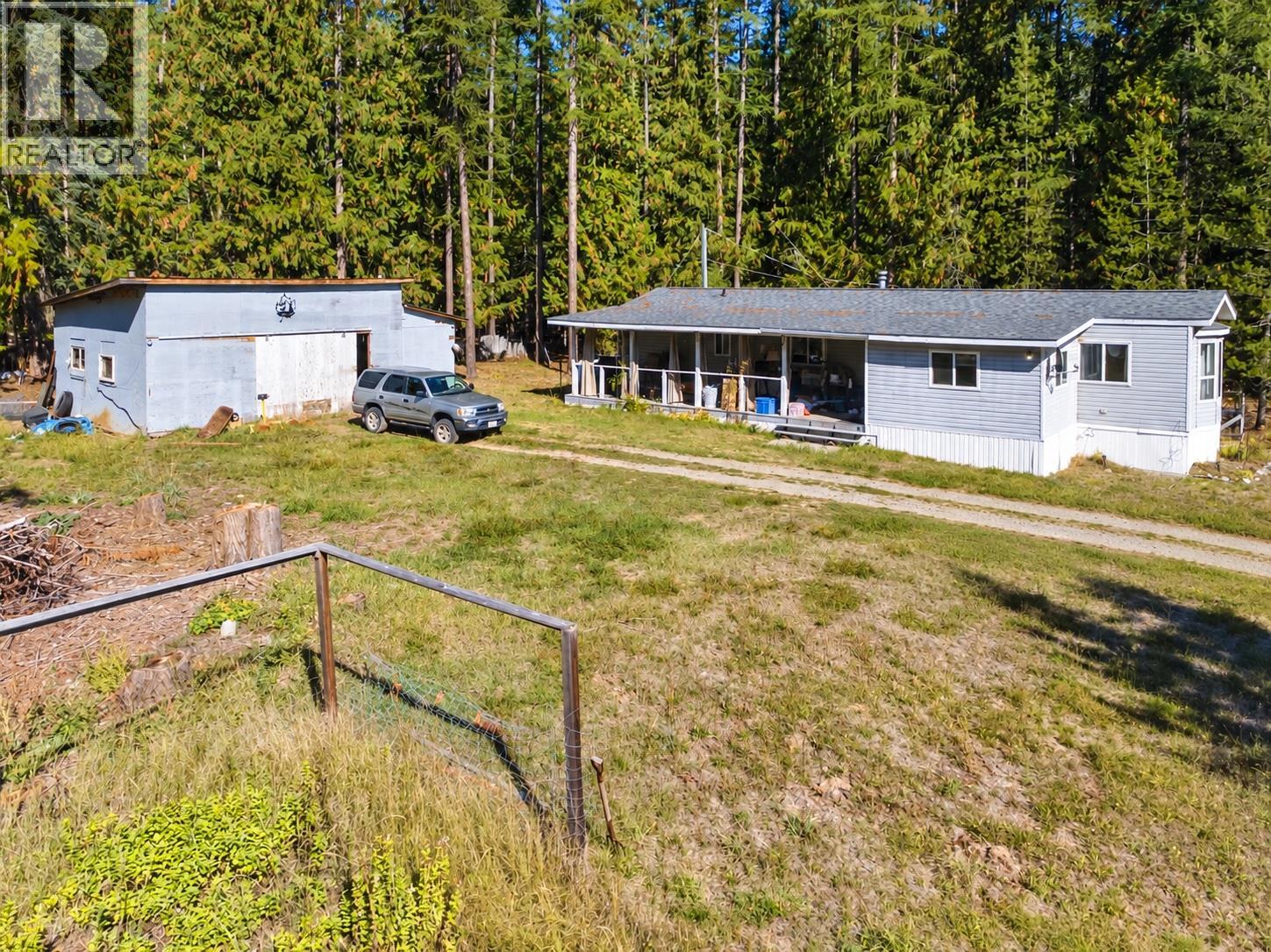 1438 Lepitzki Road, Arrow Creek, British Columbia V0B 1G9 - Photo 41 - 10401636